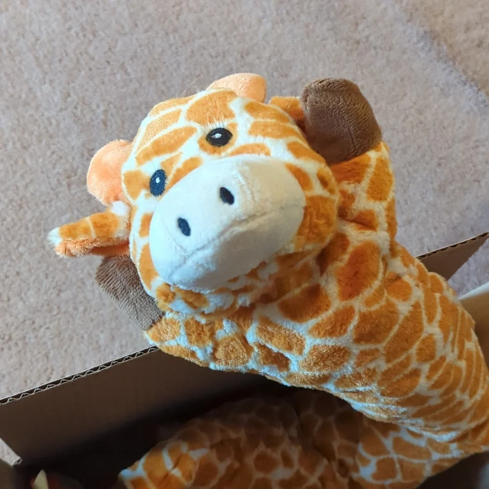 K9 stuff adorable giraffe